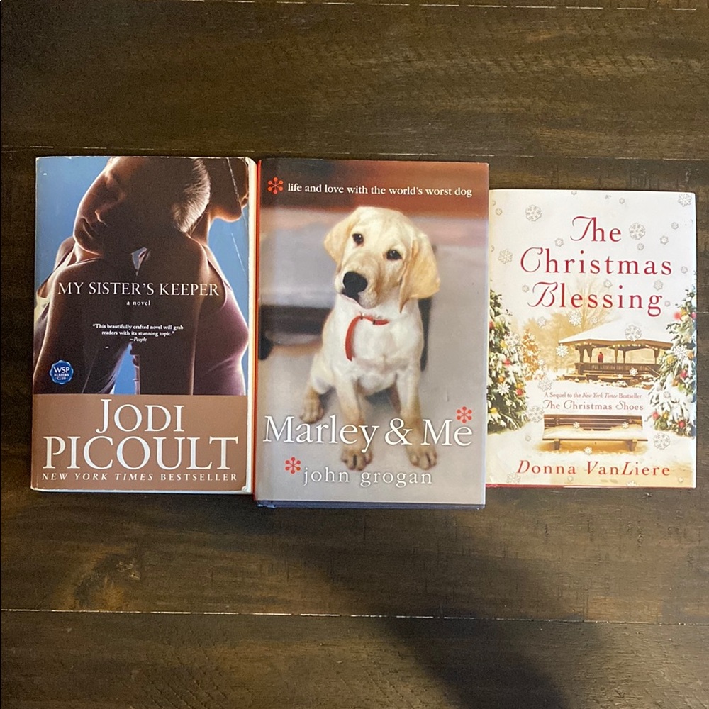 Marley & Me by - Paperback Book - White